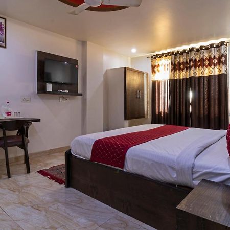 Hotel The Amour Dx Near Igi Airport Delhi Ню Делхи Екстериор снимка
