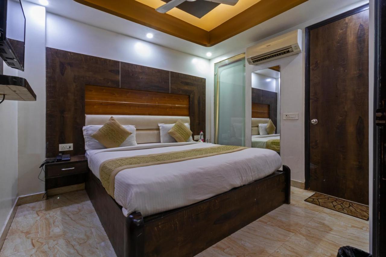 Hotel The Amour Dx Near Igi Airport Delhi Ню Делхи Екстериор снимка