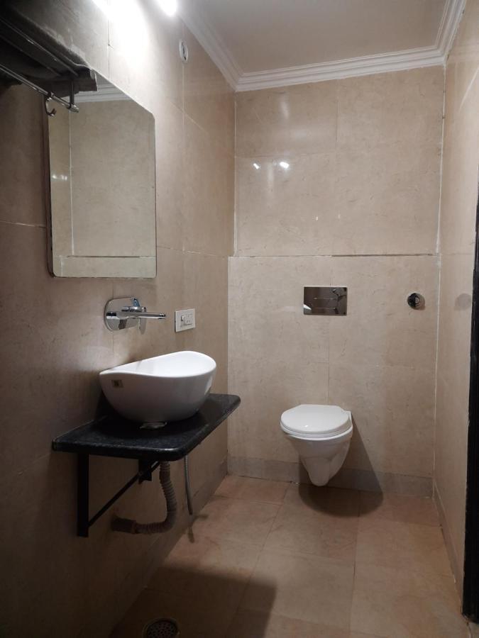 Hotel The Amour Dx Near Igi Airport Delhi Ню Делхи Екстериор снимка